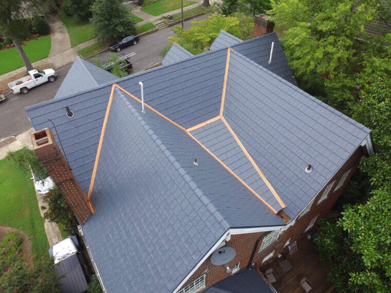 Contact City’s Accomplished Agency for Commercial Roofing with Commendable Support